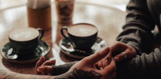 Den gode date starter med en kop kaffe kaffe date